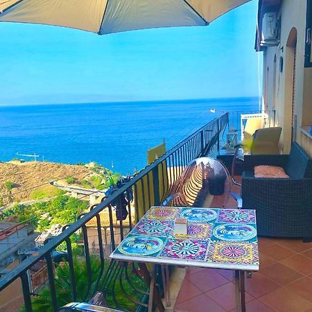 Sun Sky Sea Suite Таорміна Екстер'єр фото