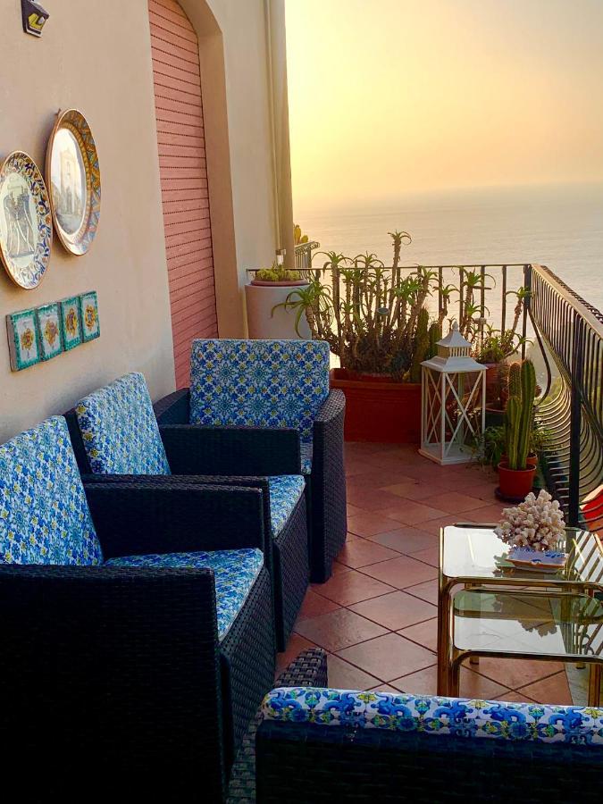 Sun Sky Sea Suite Таорміна Екстер'єр фото
